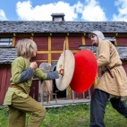 Ulvsborg - Kamp og leg